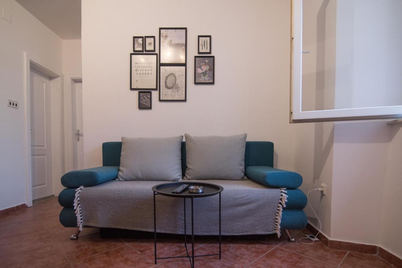 Apartmani Stones Sutivan I מראה חיצוני תמונה