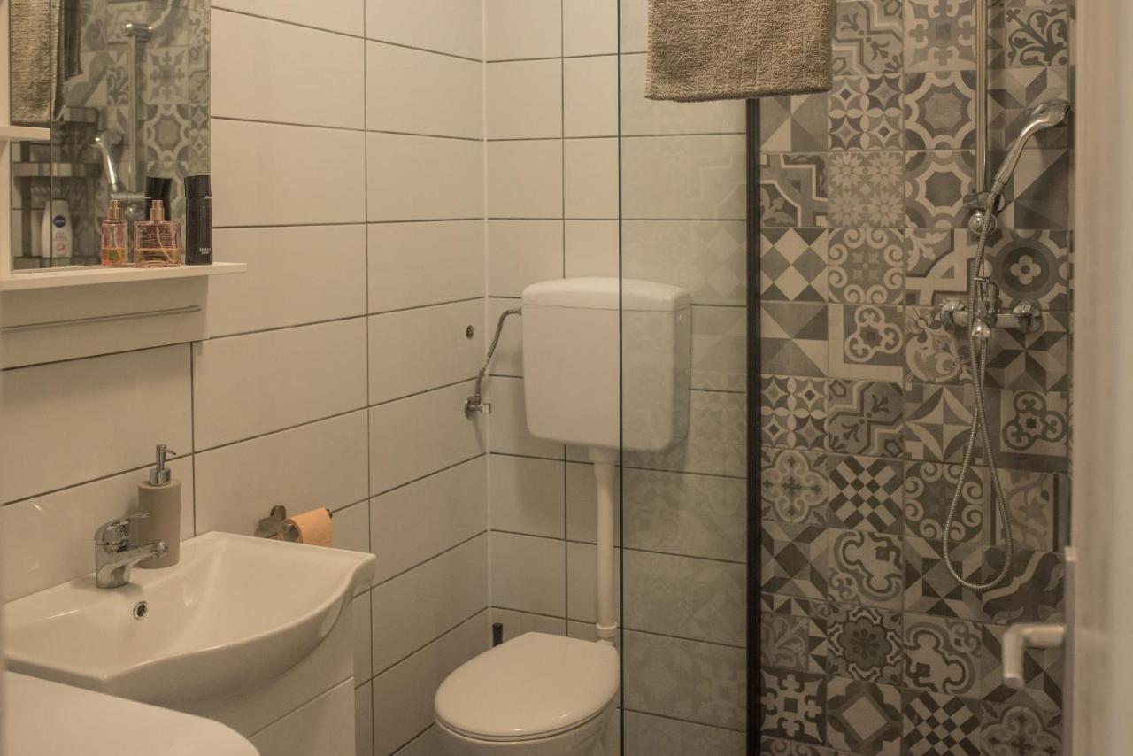 Apartmani Stones Sutivan I מראה חיצוני תמונה