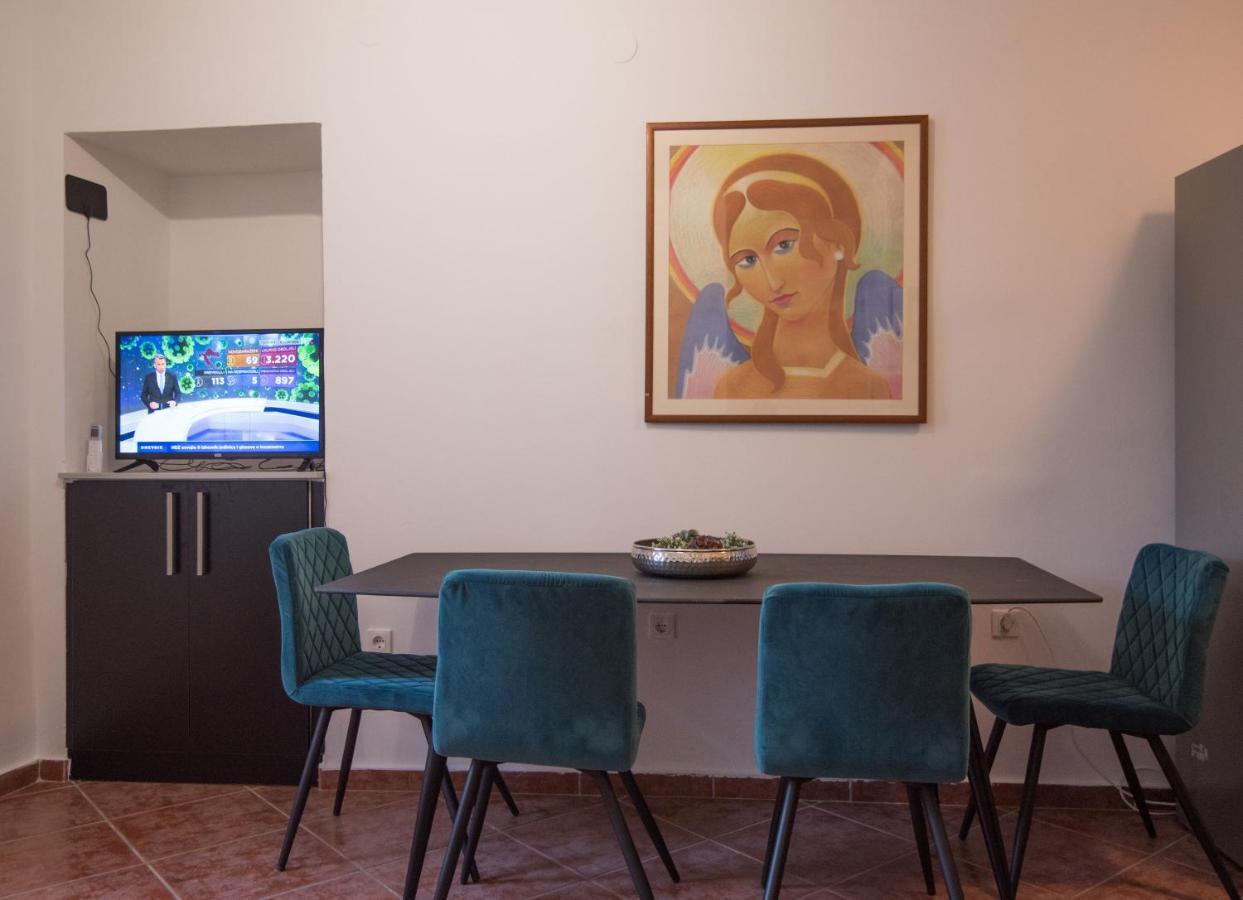 Apartmani Stones Sutivan I מראה חיצוני תמונה